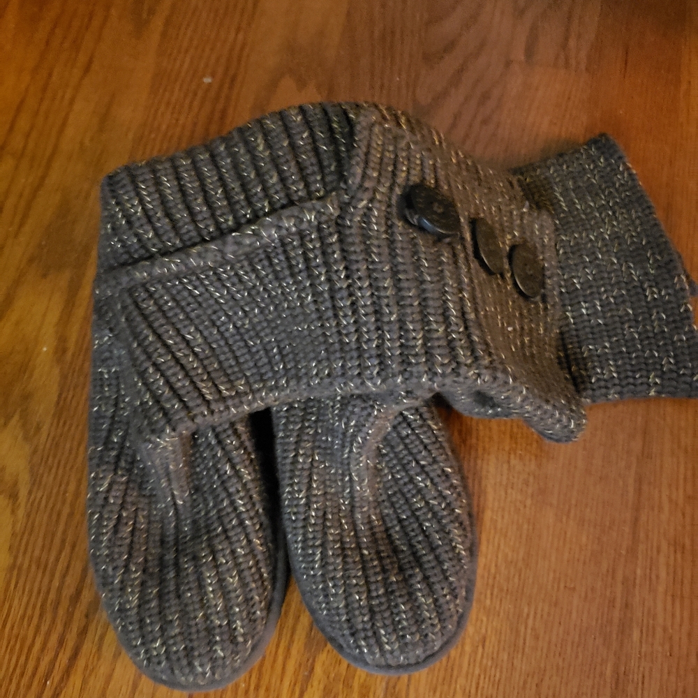 EUC UGG Cardy Knit Boots